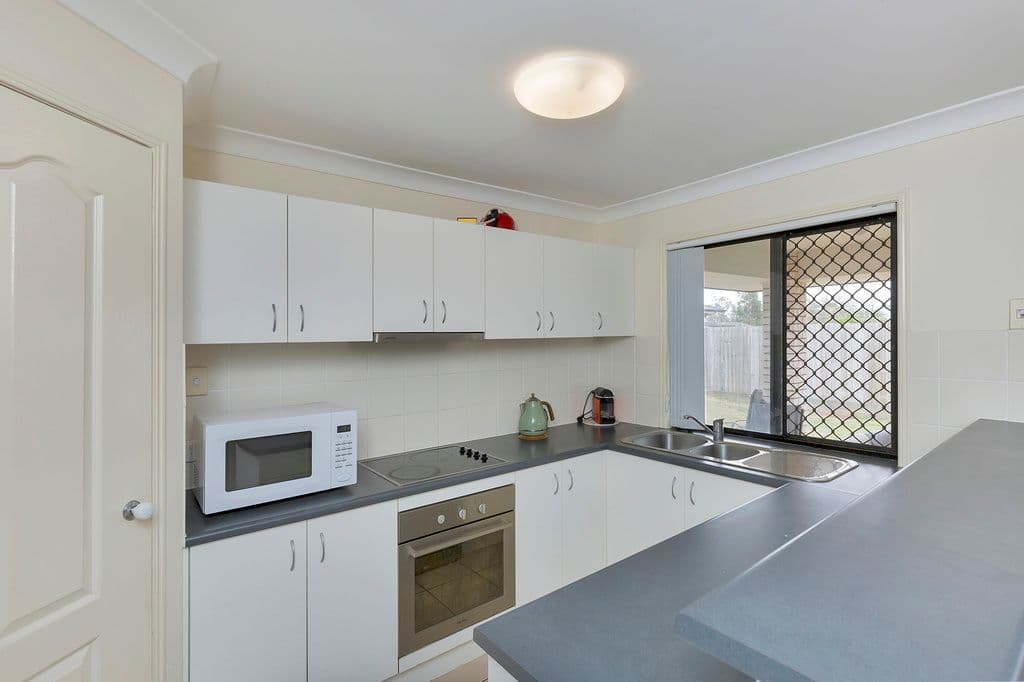 33 Broadleaf Parade, Redbank QLD 4301, Redbank - Thumbnail 2