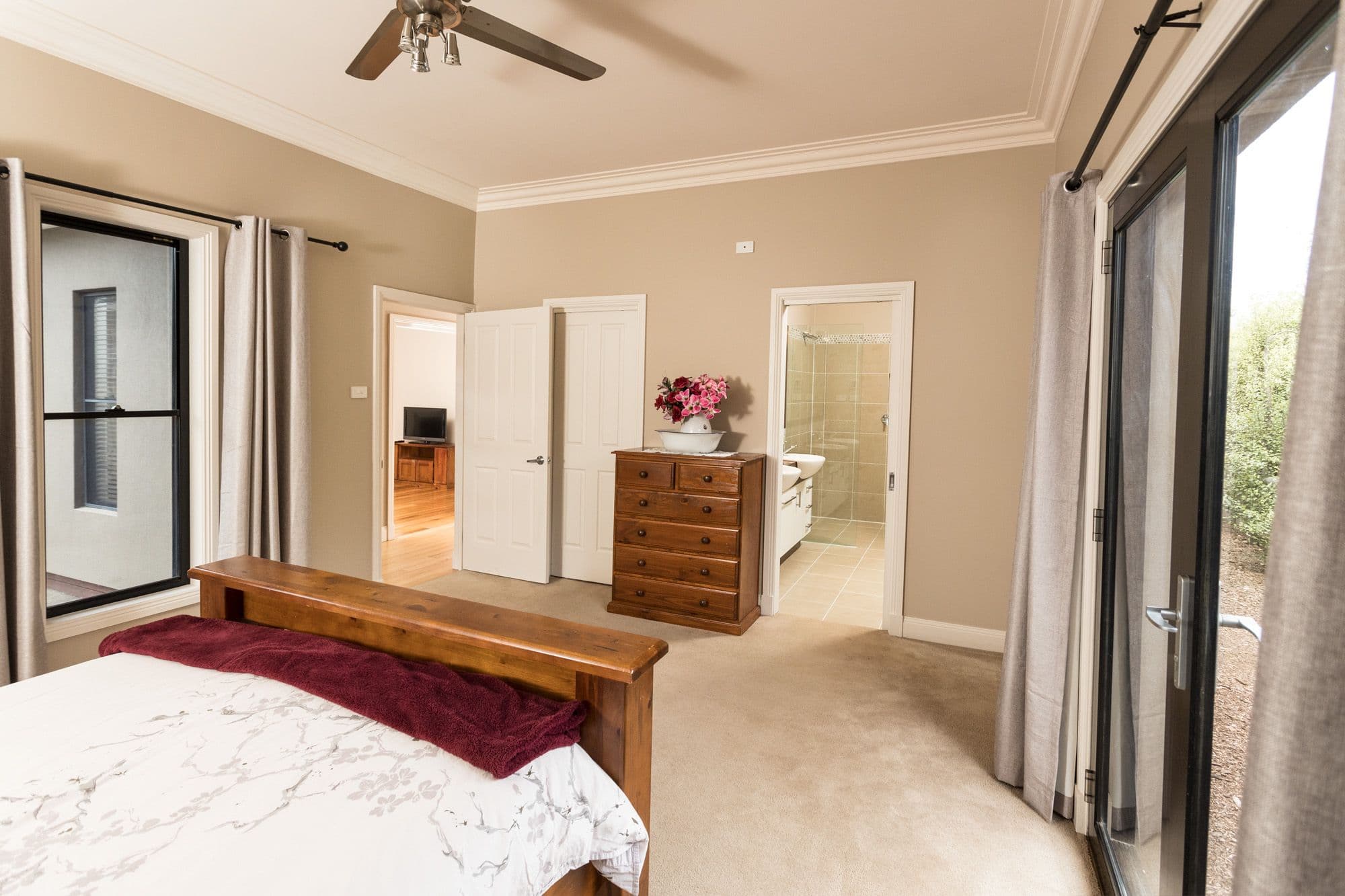42 Ross Street, Tatura VIC 3616, Tatura - Thumbnail 8