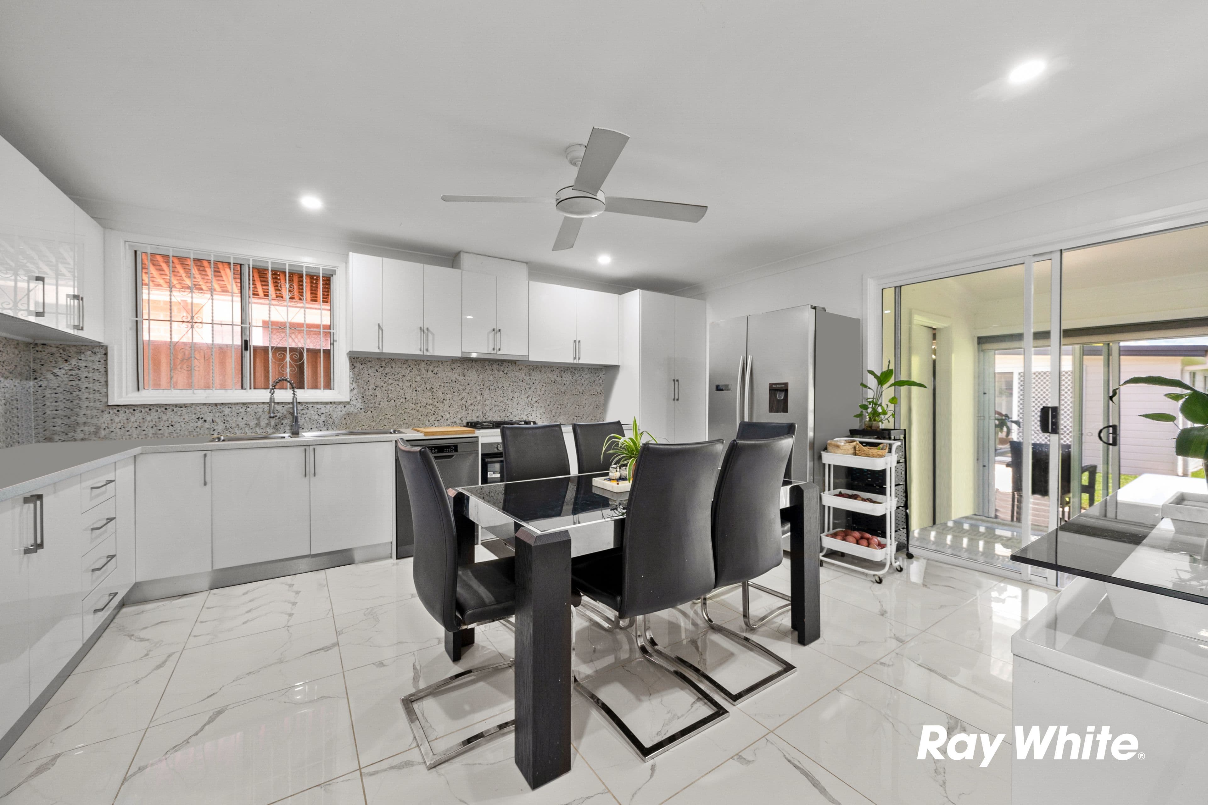 11 Colebee Crescent, Hassall Grove NSW 2761, Hassall Grove - Thumbnail 2