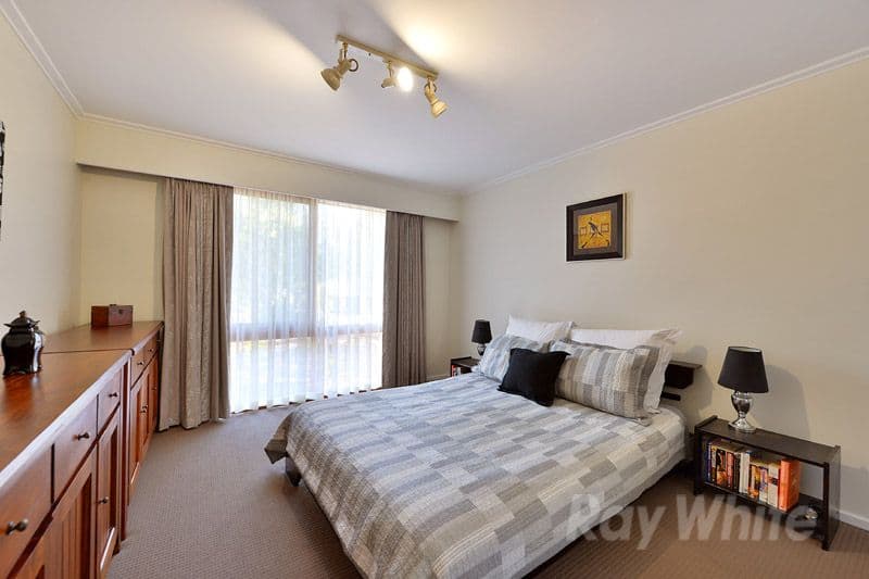 11 Harewood Close, BORONIA VIC 3155, Boronia - Thumbnail 5