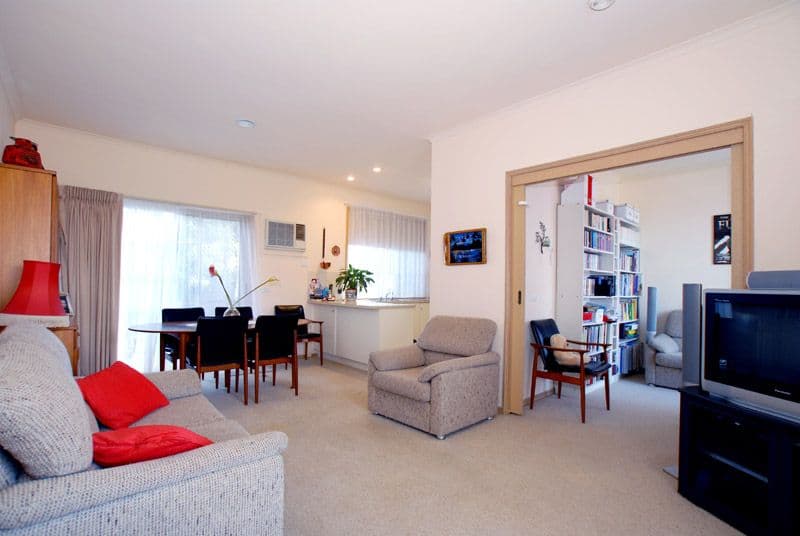  103  Bogong Avenue, GLEN WAVERLEY VIC 3150, Glen Waverley - Thumbnail 2