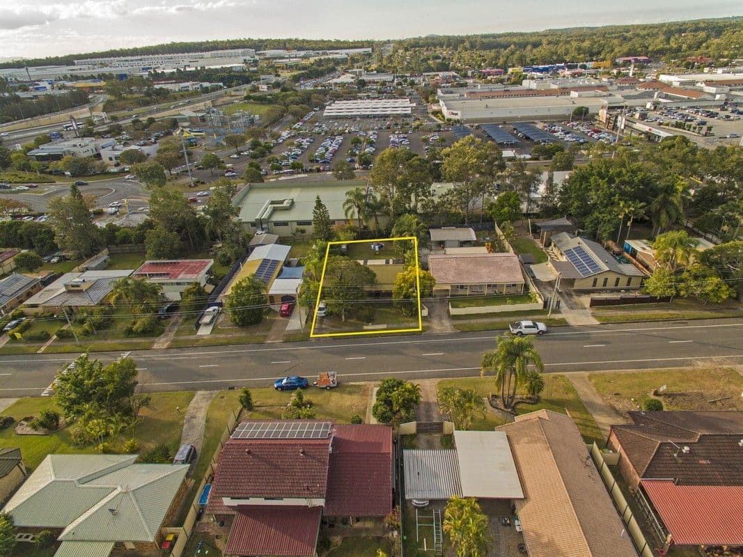 32 Estramina Road, Regents Park QLD 4118, Regents Park - Image 1