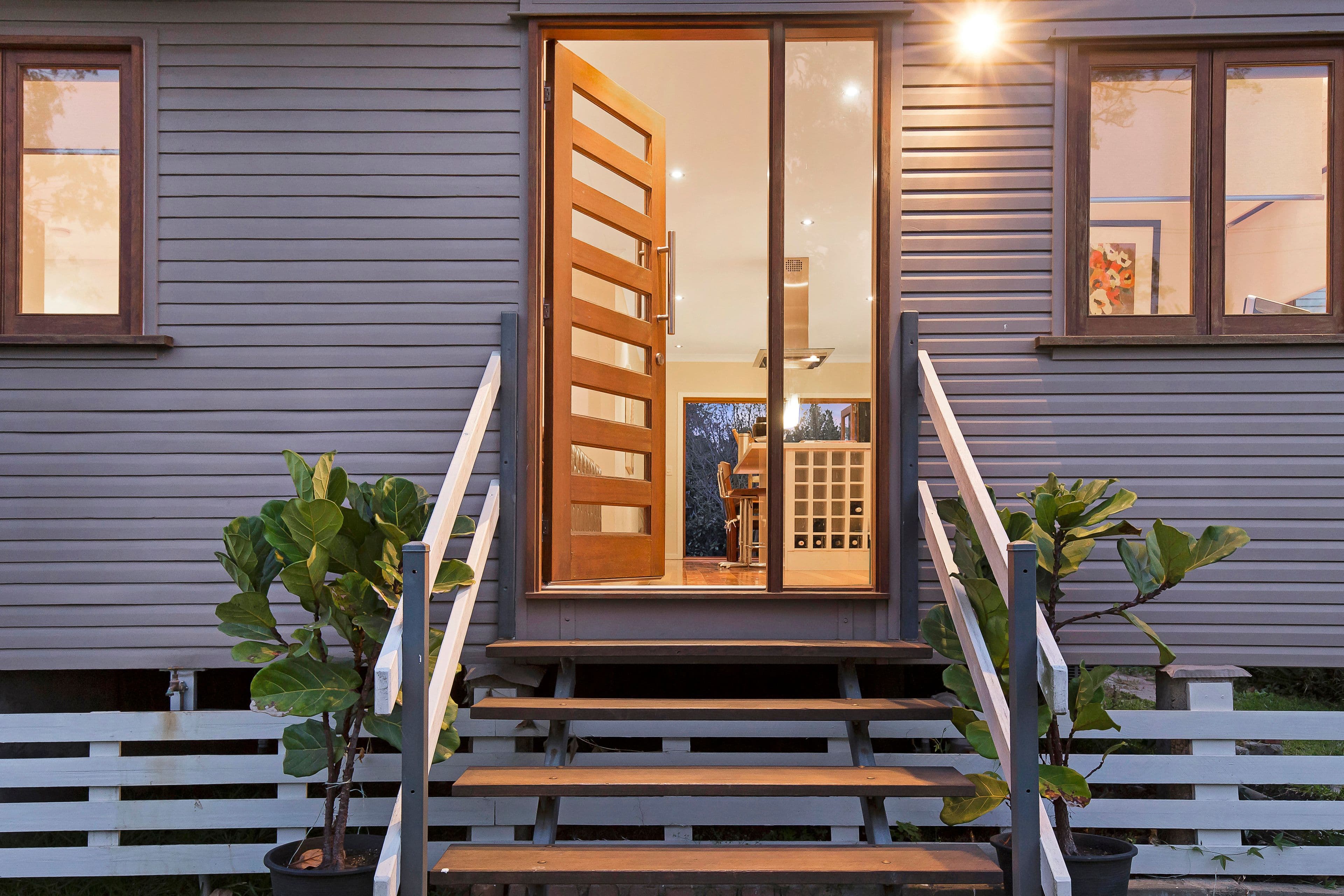 92 Beverley Street, Morningside QLD 4170, Morningside - Thumbnail 2