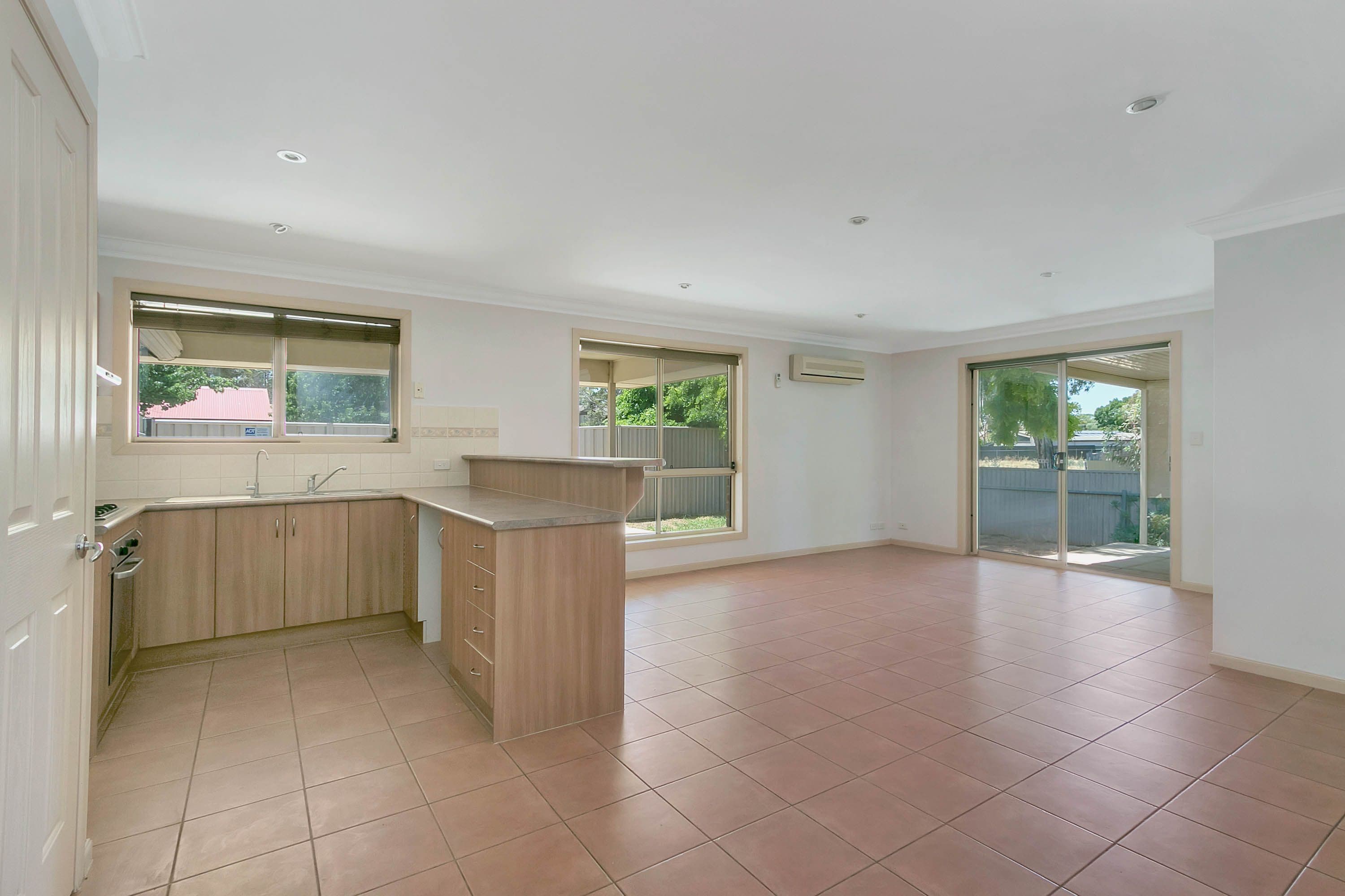 1 McGonigal Drive, Willaston SA 5118, Willaston - Thumbnail 3
