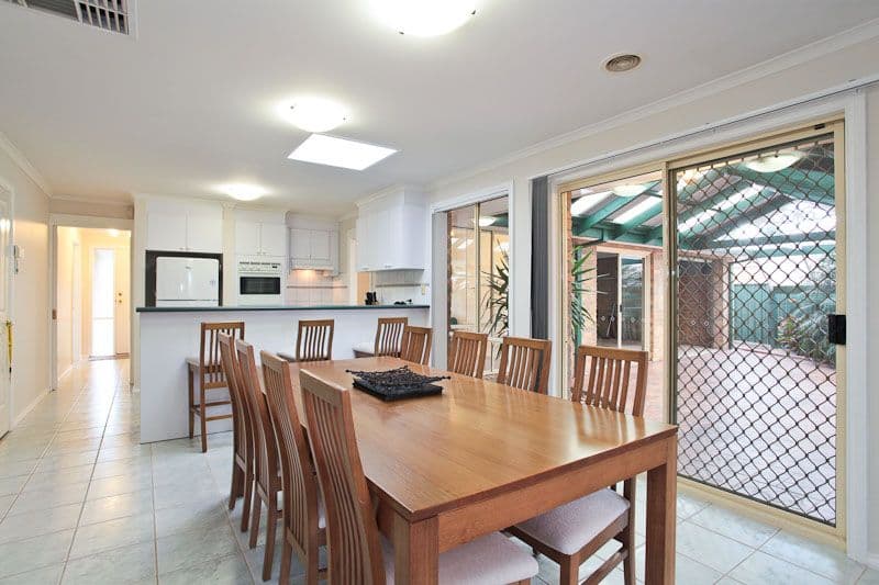 17 Rimbanda Court, KURUNJANG VIC 3337, Kurunjang - Thumbnail 3