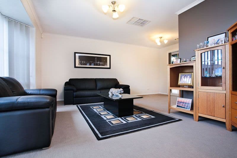 17 Rimbanda Court, KURUNJANG VIC 3337, Kurunjang - Thumbnail 5