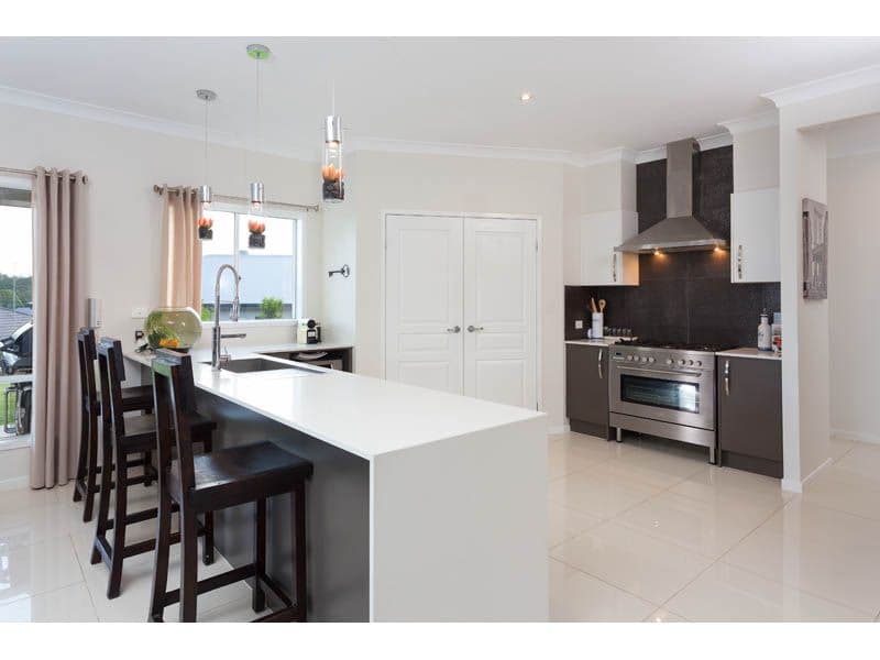 65 Waterside Drive, Springfield Lakes QLD 4300, Springfield Lakes - Thumbnail 4