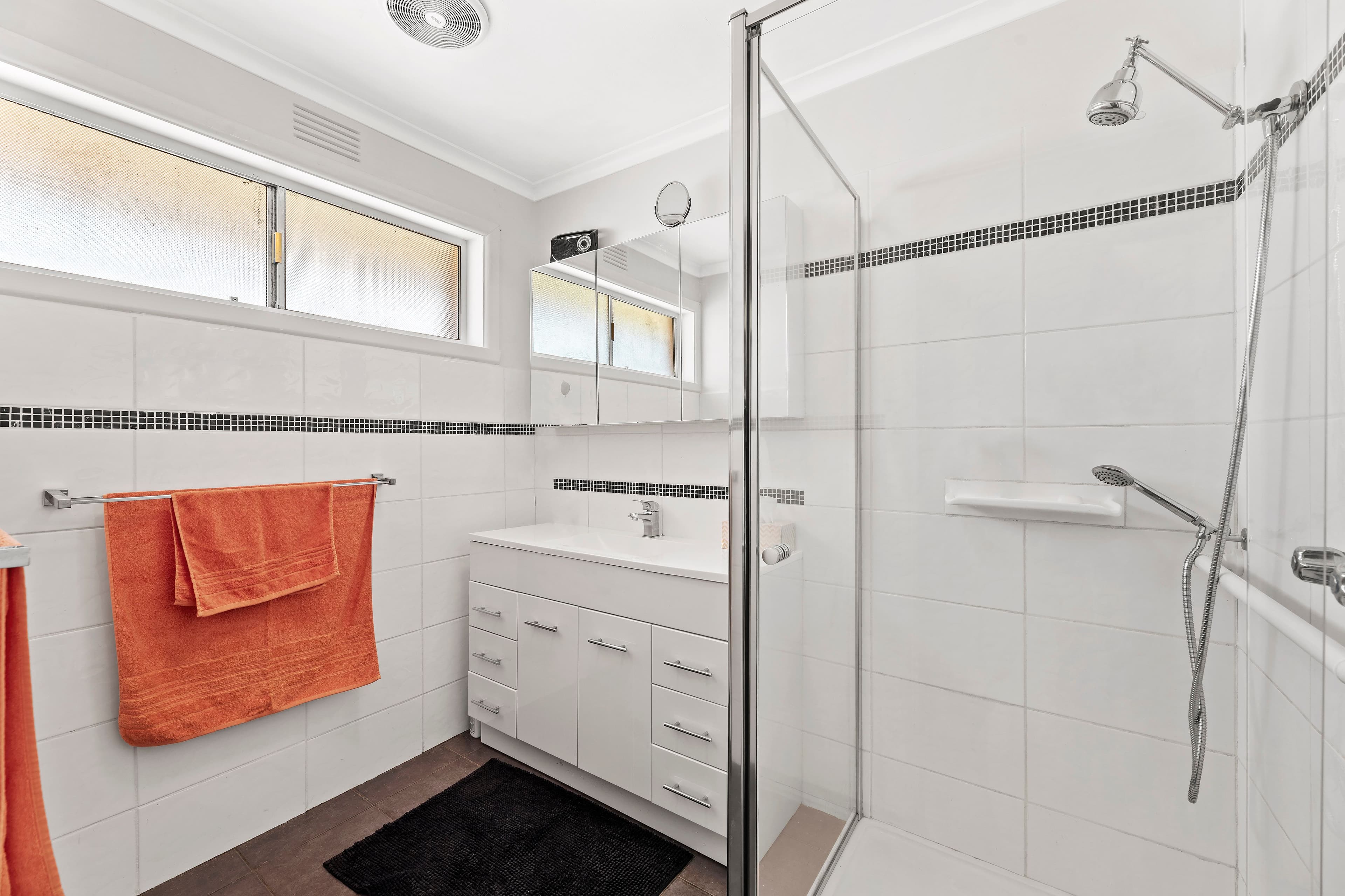 18 Susan Street, Bayswater VIC 3153, Bayswater - Thumbnail 4