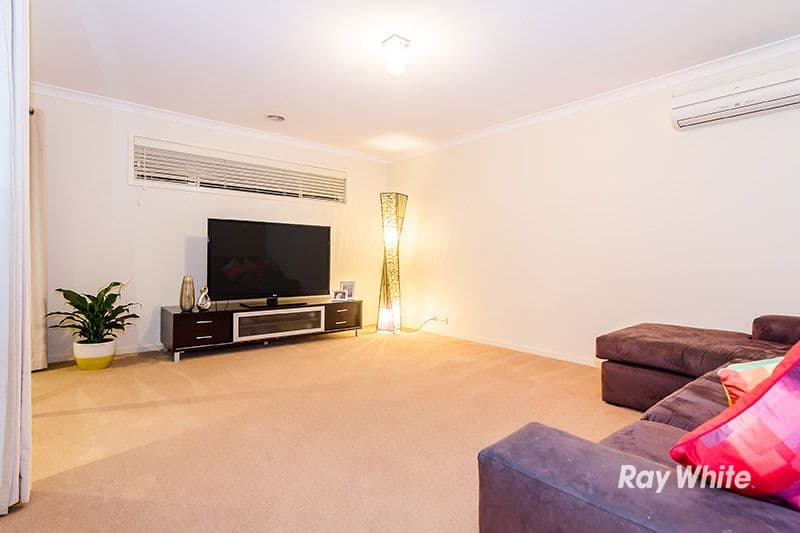 8 Ned Street, Cranbourne East VIC 3977, Cranbourne East - Thumbnail 4