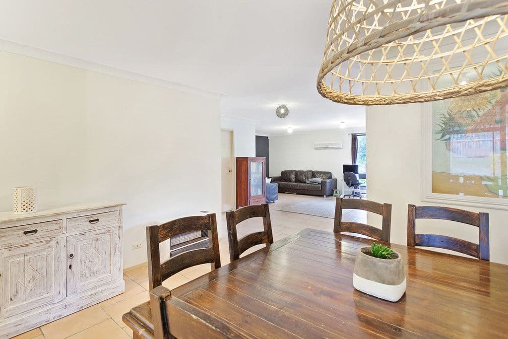 9 Longford Place, Mardi - Thumbnail 2