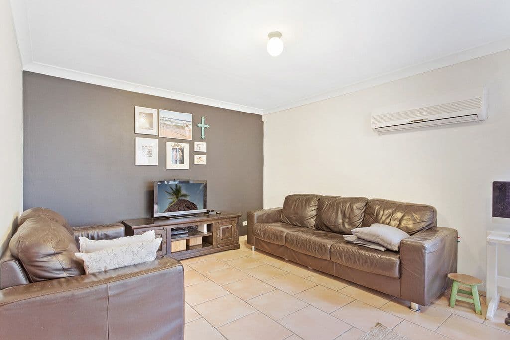 9 Longford Place, Mardi - Thumbnail 4