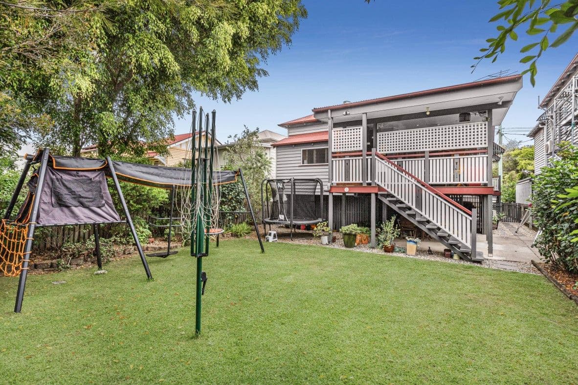 27 Goulburn Street, Gordon Park QLD 4031, Gordon Park - Thumbnail 2