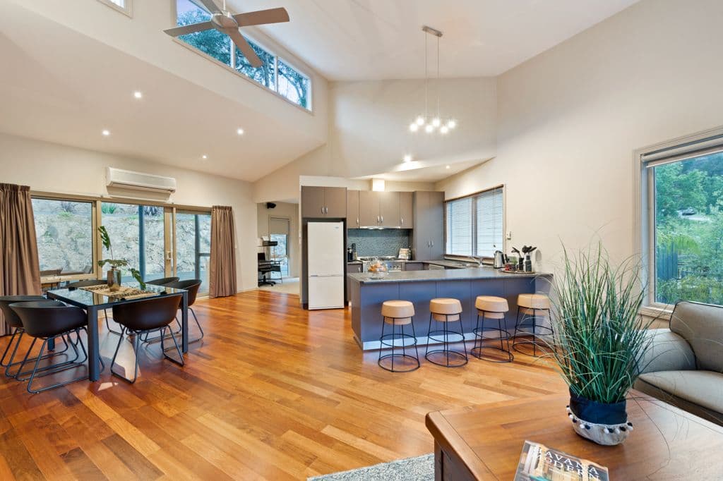 9 Daphne Crescent, Hurstbridge VIC 3099, Hurstbridge - Thumbnail 4