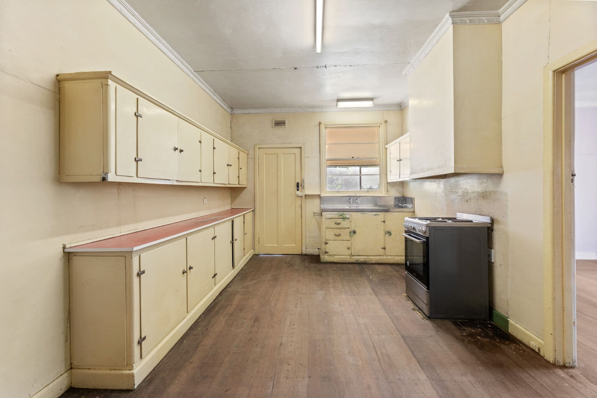 22 Uganda Street, Burwood VIC 3125, Burwood - Thumbnail 3