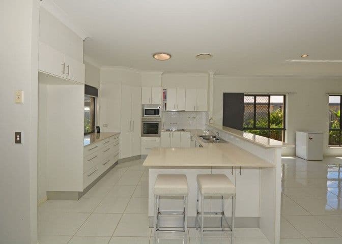 8 Harly Court, Urraween QLD 4655, Urraween - Thumbnail 2
