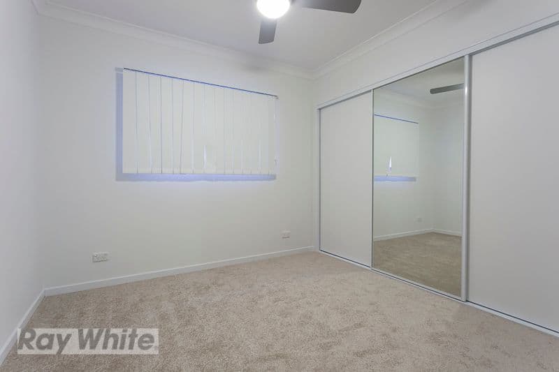 25 Cambridge Street, CARINA HEIGHTS QLD 4152, Carina Heights - Thumbnail 6
