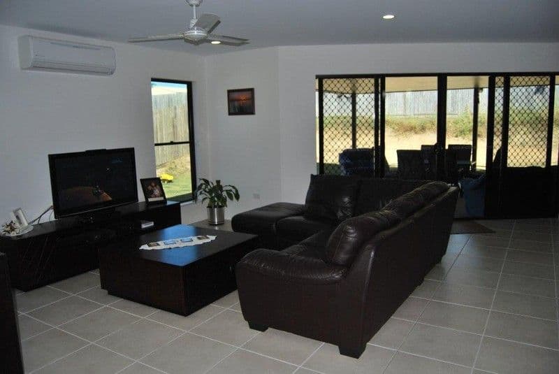 21 Turnbuckle Street, BUCASIA QLD 4750, Bucasia - Thumbnail 3