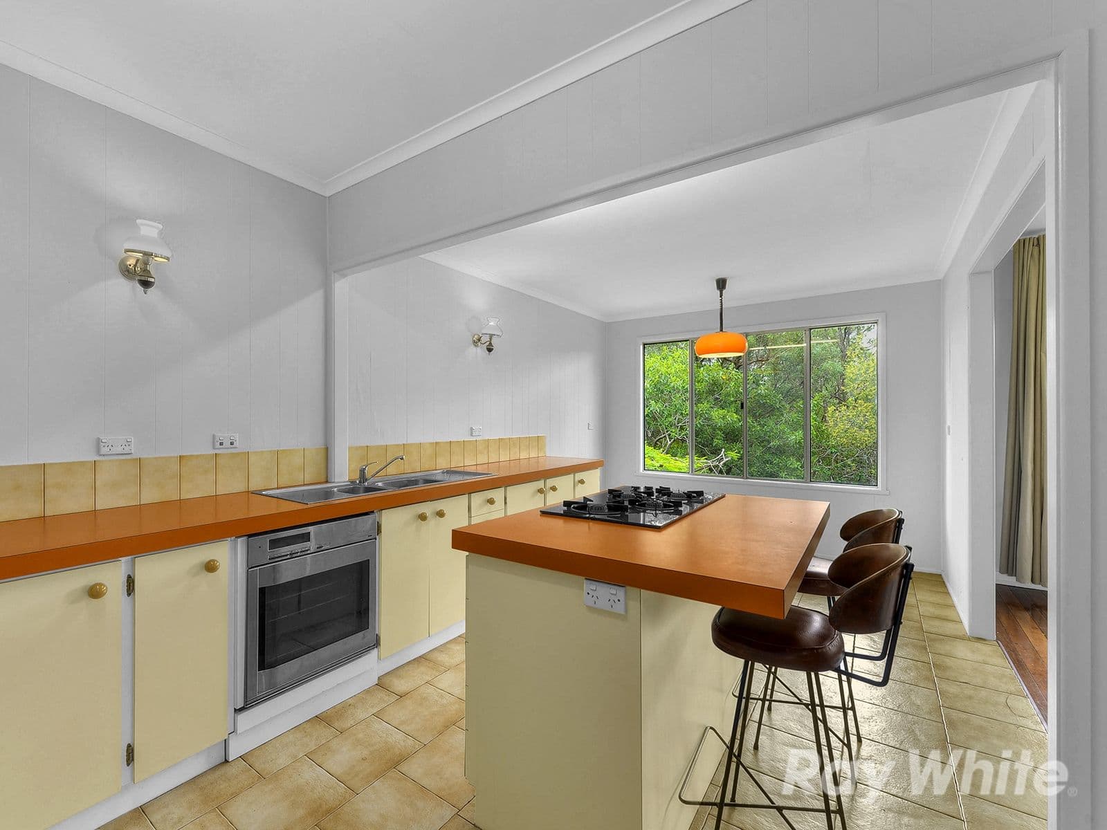 70 Blandford Street, Grange QLD 4051, Grange - Thumbnail 2