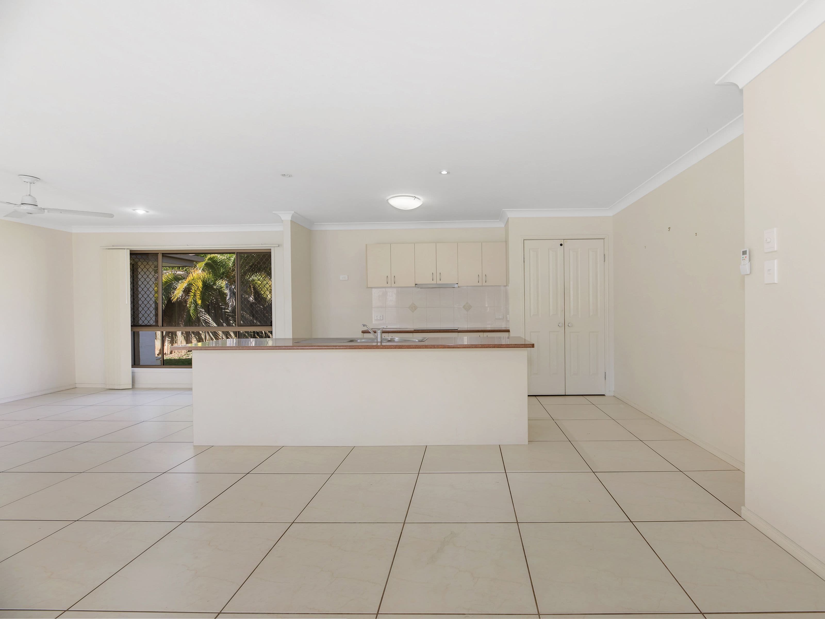83 High Street, Blackstone QLD 4304, Blackstone - Thumbnail 4