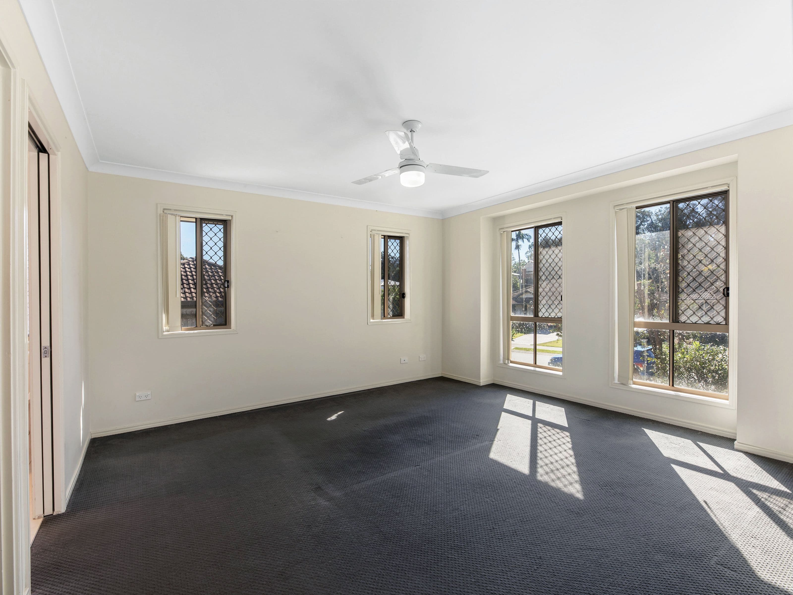 83 High Street, Blackstone QLD 4304, Blackstone - Thumbnail 8