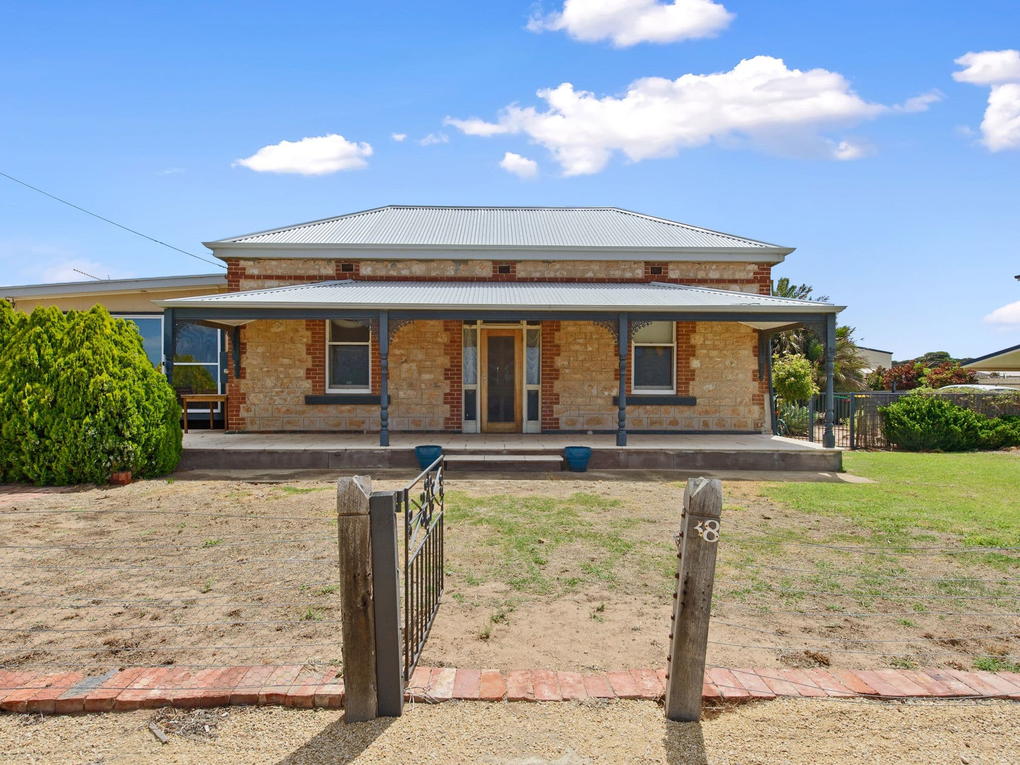38 East Terrace, Ardrossan SA 5571, Ardrossan - Image 1