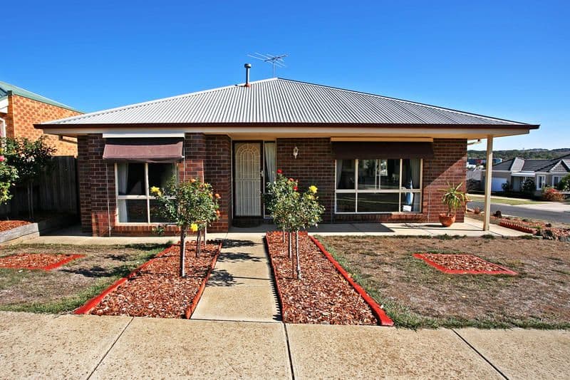1 Cabernet Court, WAURN PONDS VIC 3216, Waurn Ponds - Image 1