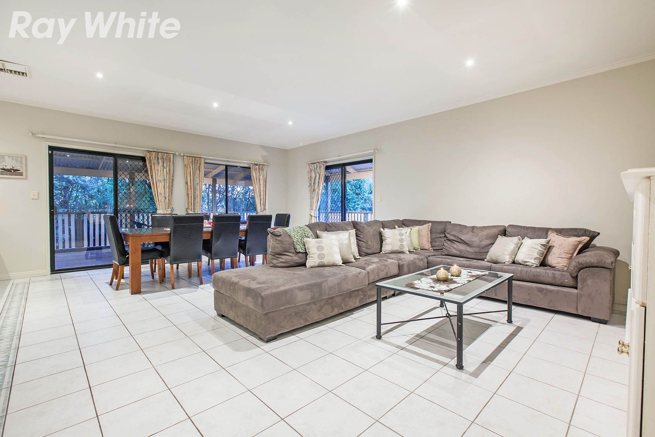 7 Isabelle Court, Mill Park VIC 3082, Mill Park - Thumbnail 3