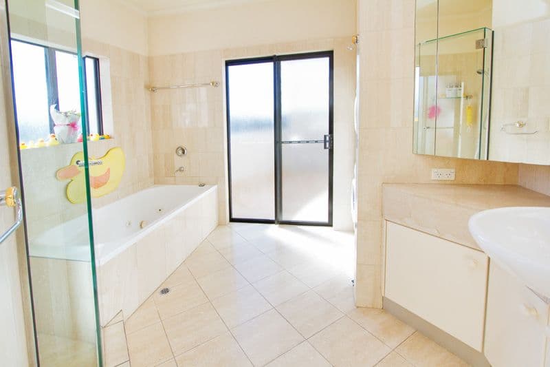 523 Coronation Drive, TOOWONG QLD 4066, Toowong - Thumbnail 5