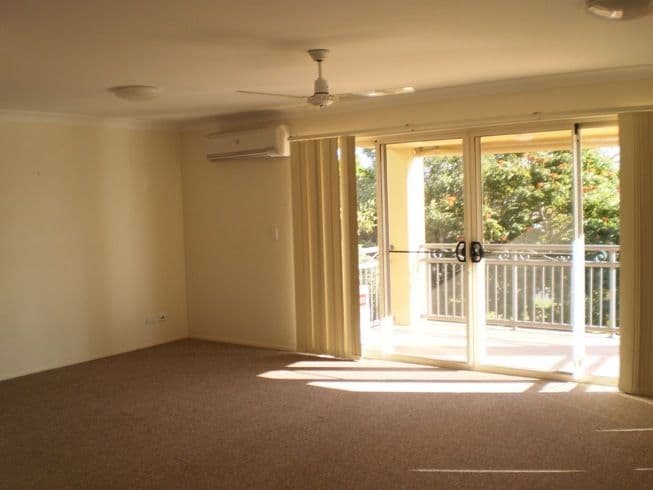 12 Oleander Avenue, Biggera Waters QLD 4216, Biggera Waters - Thumbnail 5