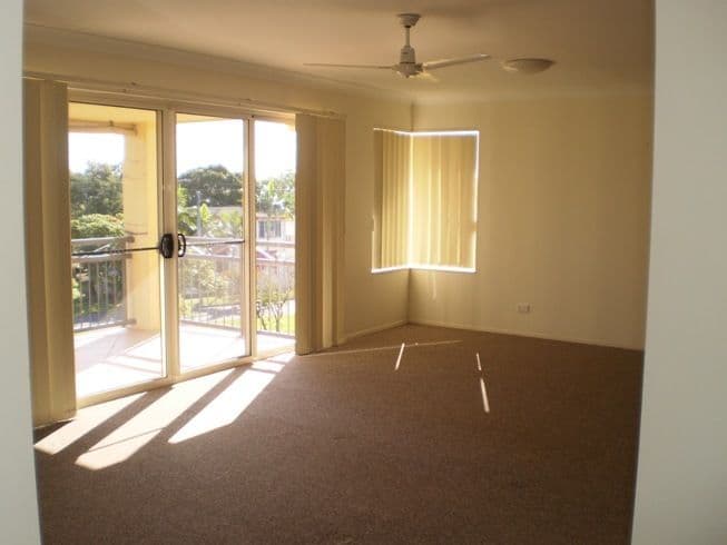 12 Oleander Avenue, Biggera Waters QLD 4216, Biggera Waters - Thumbnail 6