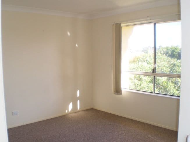 12 Oleander Avenue, Biggera Waters QLD 4216, Biggera Waters - Thumbnail 7