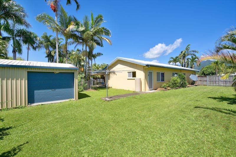 20 Golden Grove Drive, BENTLEY PARK QLD 4869, Bentley Park - Thumbnail 5