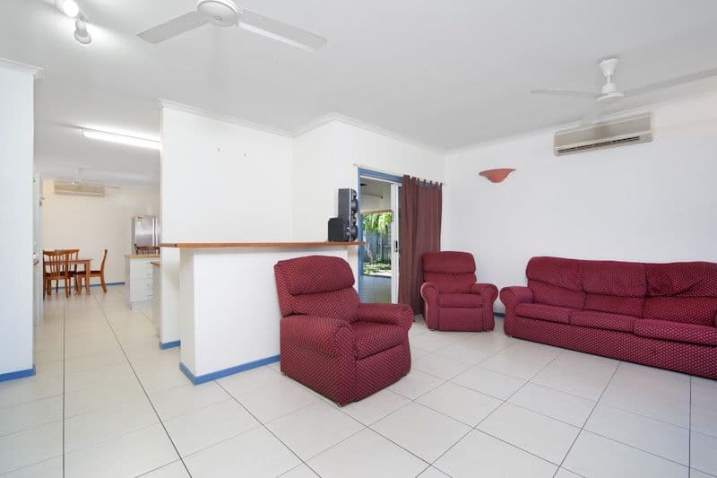 20 Golden Grove Drive, BENTLEY PARK QLD 4869, Bentley Park - Thumbnail 8