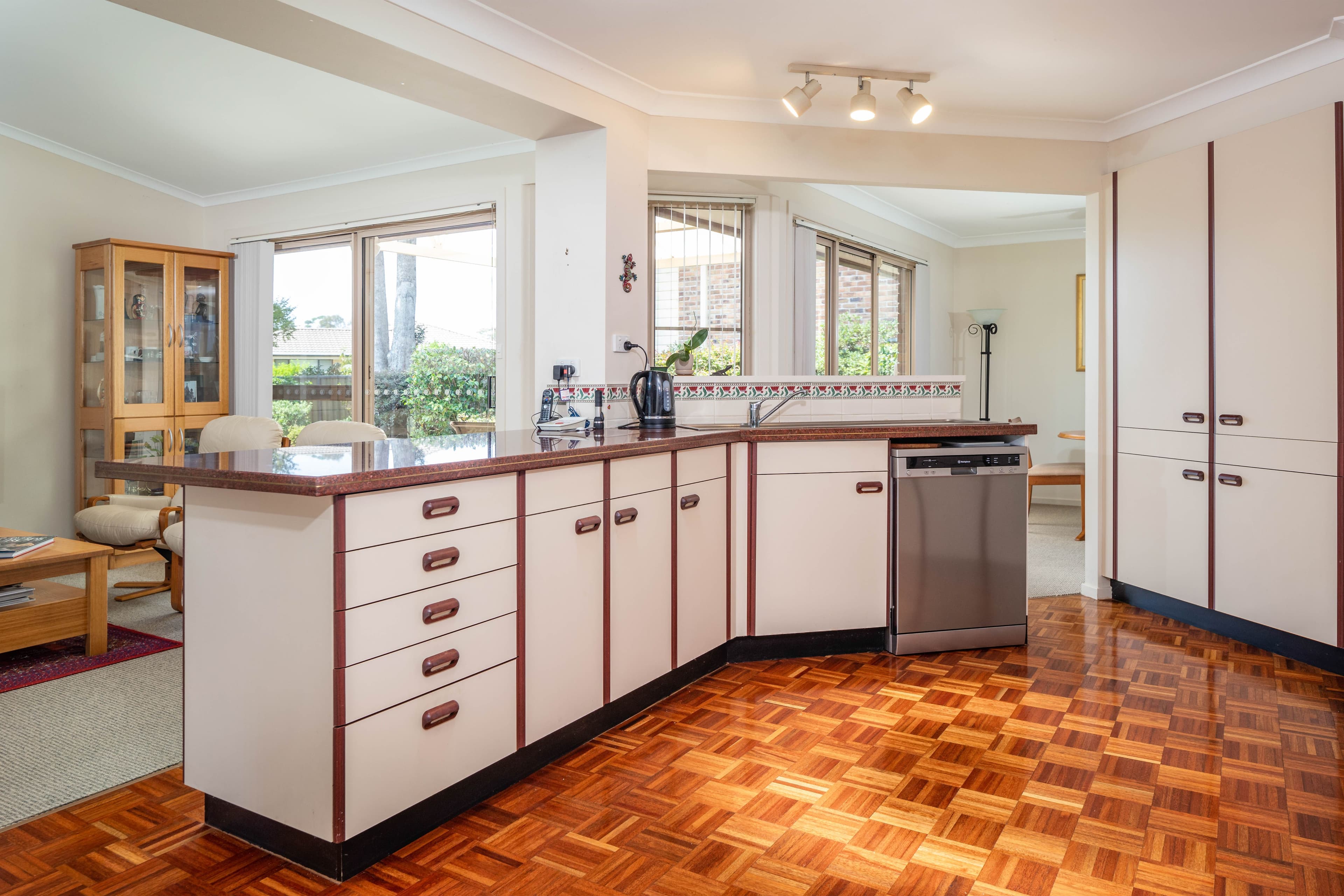 6 John Oxley Crescent, Sunshine Bay NSW 2536, Sunshine Bay - Thumbnail 5