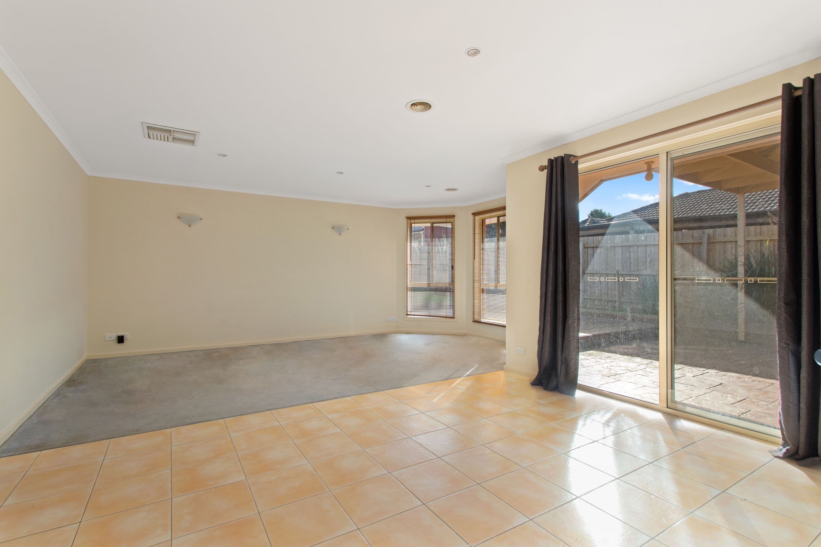 5 Lazar Grove, South Morang VIC 3752, South Morang - Thumbnail 4