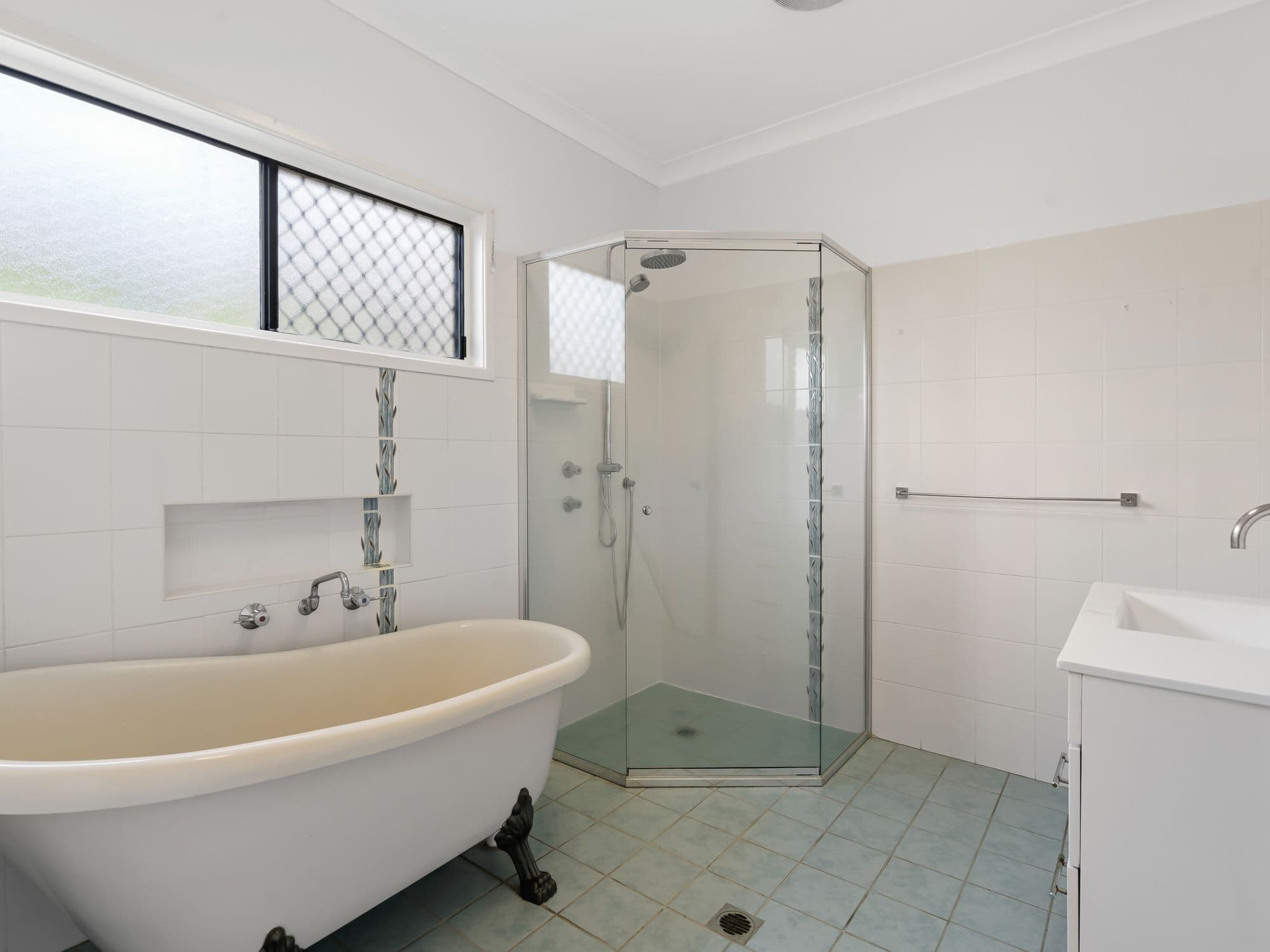 42 Wyong Road, Tumbi Umbi NSW 2261, Tumbi Umbi - Thumbnail 4