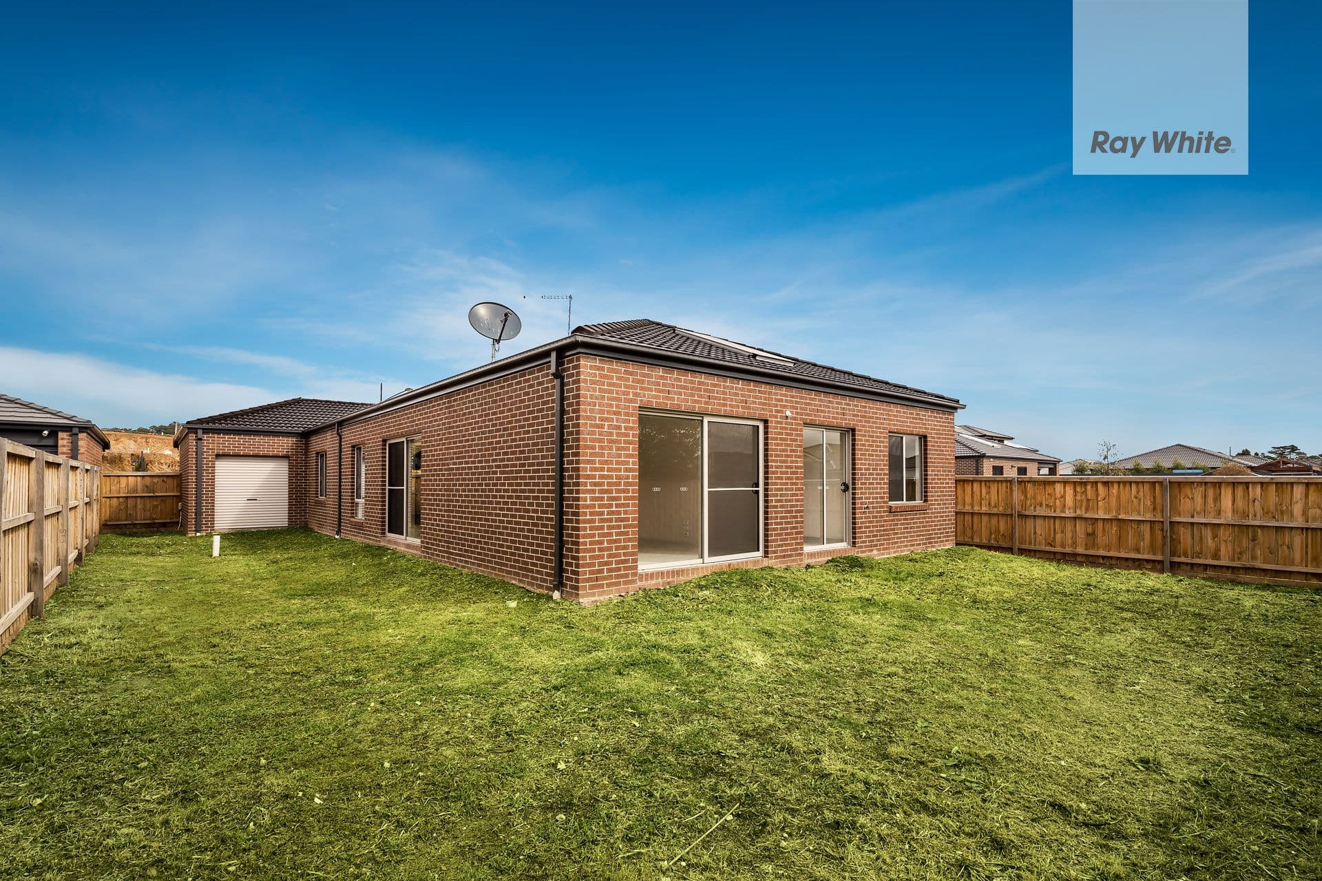 24 Black Braes Boulevard, Mernda VIC 3754, Mernda - Thumbnail 2