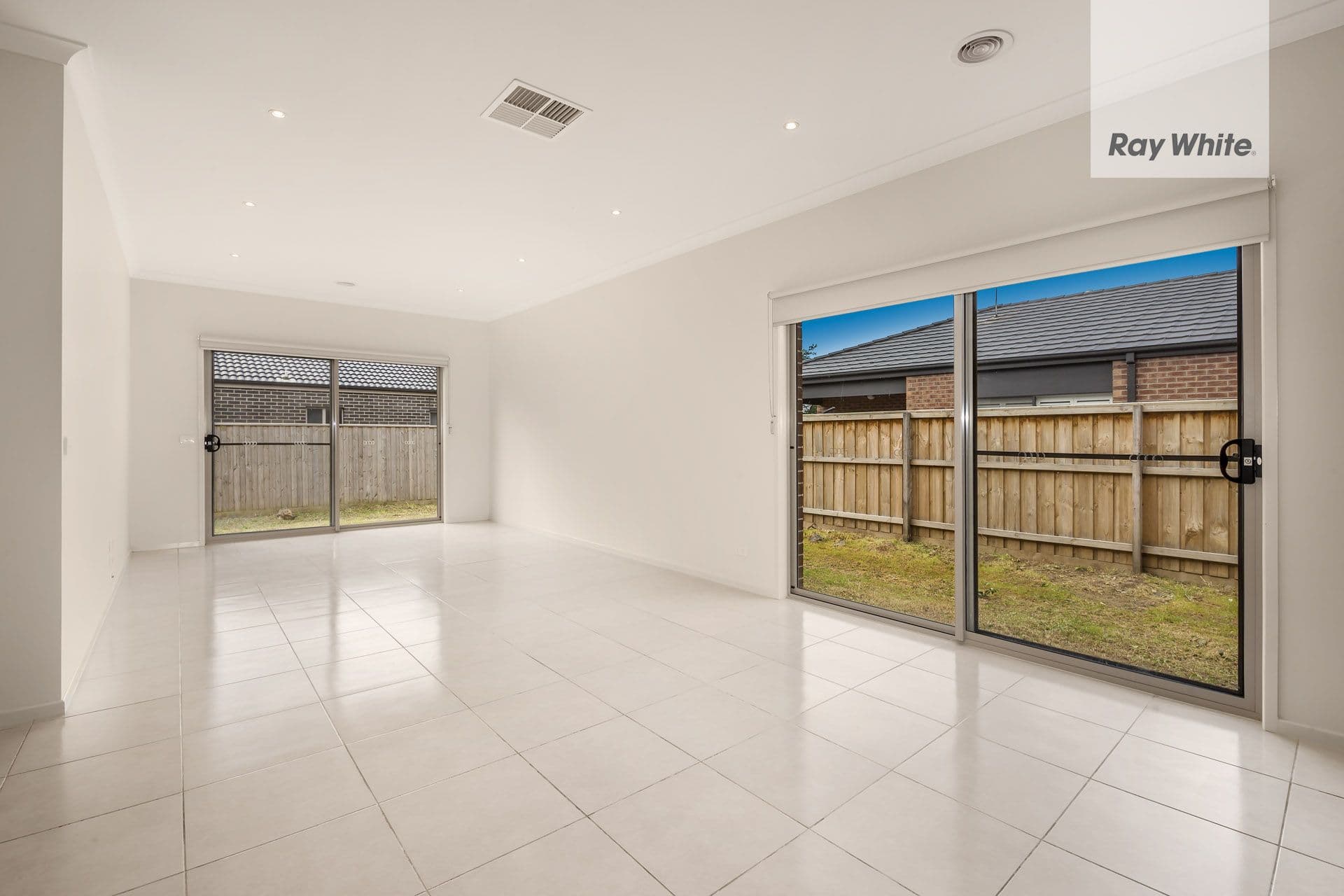 24 Black Braes Boulevard, Mernda VIC 3754, Mernda - Thumbnail 5