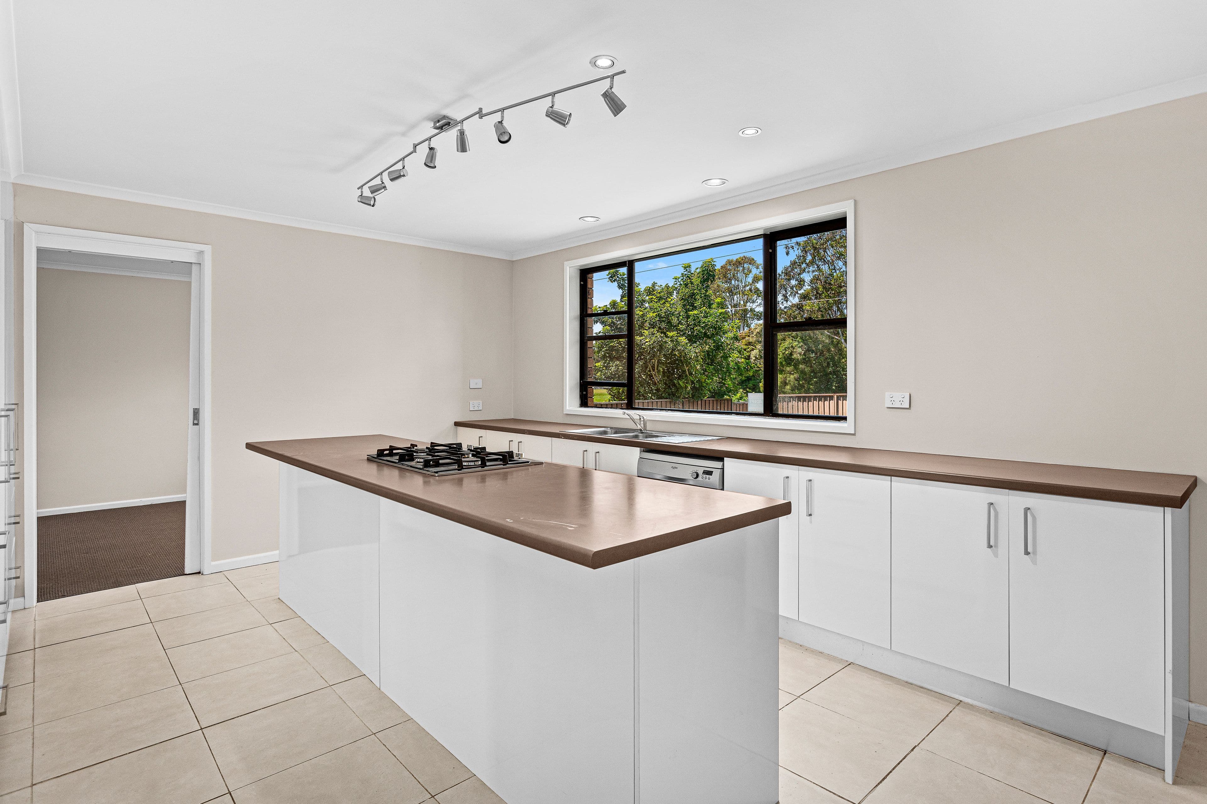 30 Hughes Drive, Albion Park NSW 2527, Albion Park - Thumbnail 3