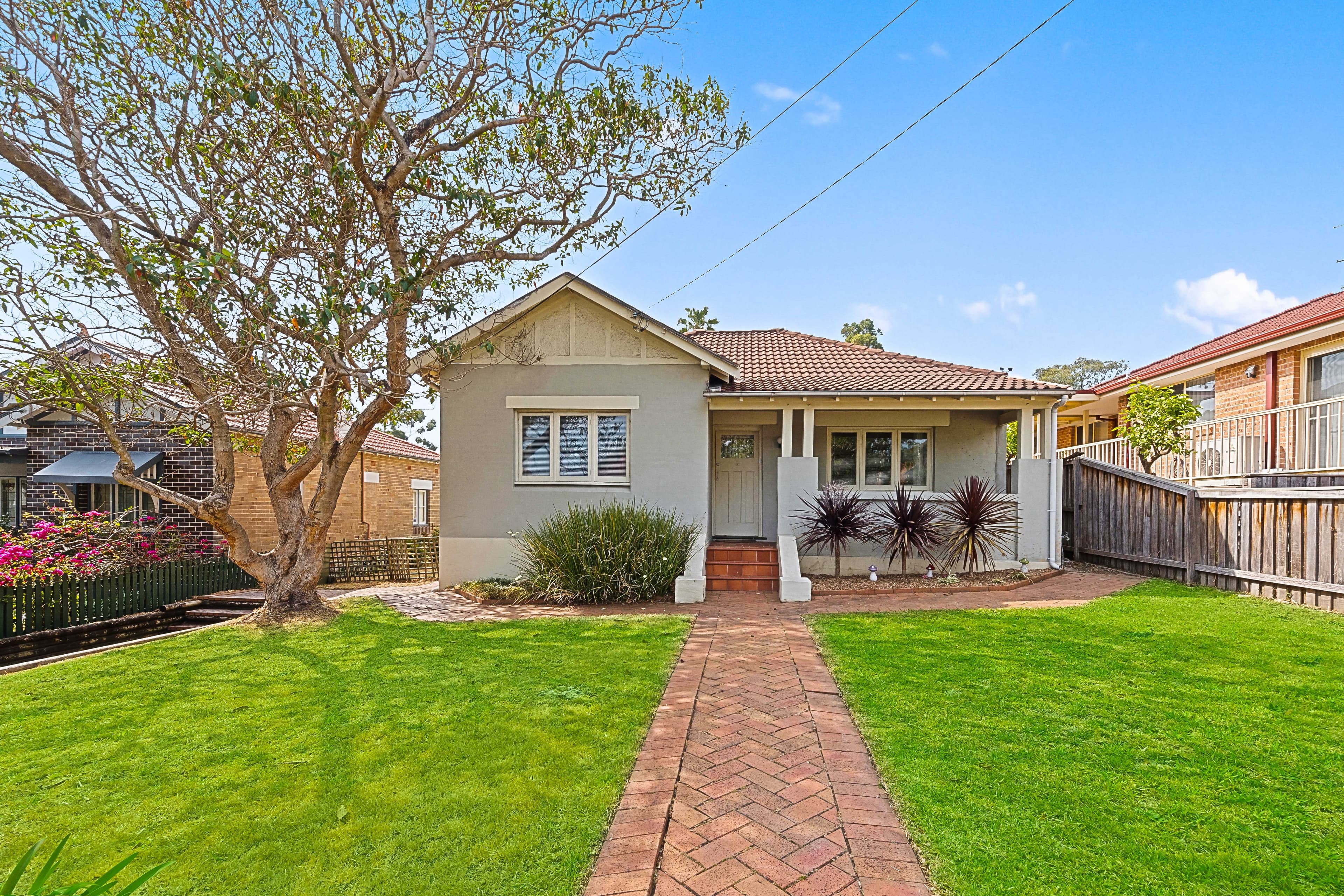 35 Monash Road, Gladesville - Thumbnail 2
