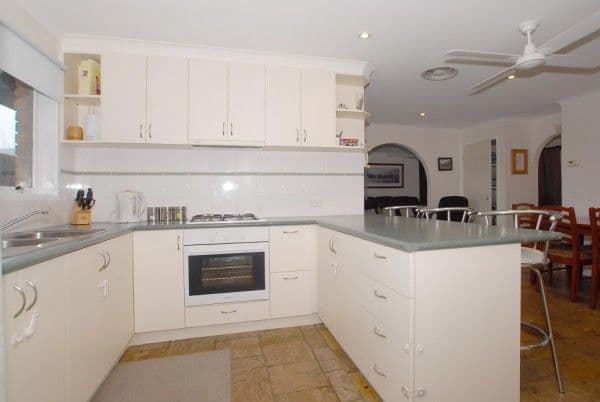 8 Gamble Road, CARRUM DOWNS VIC 3201, Carrum Downs - Thumbnail 2