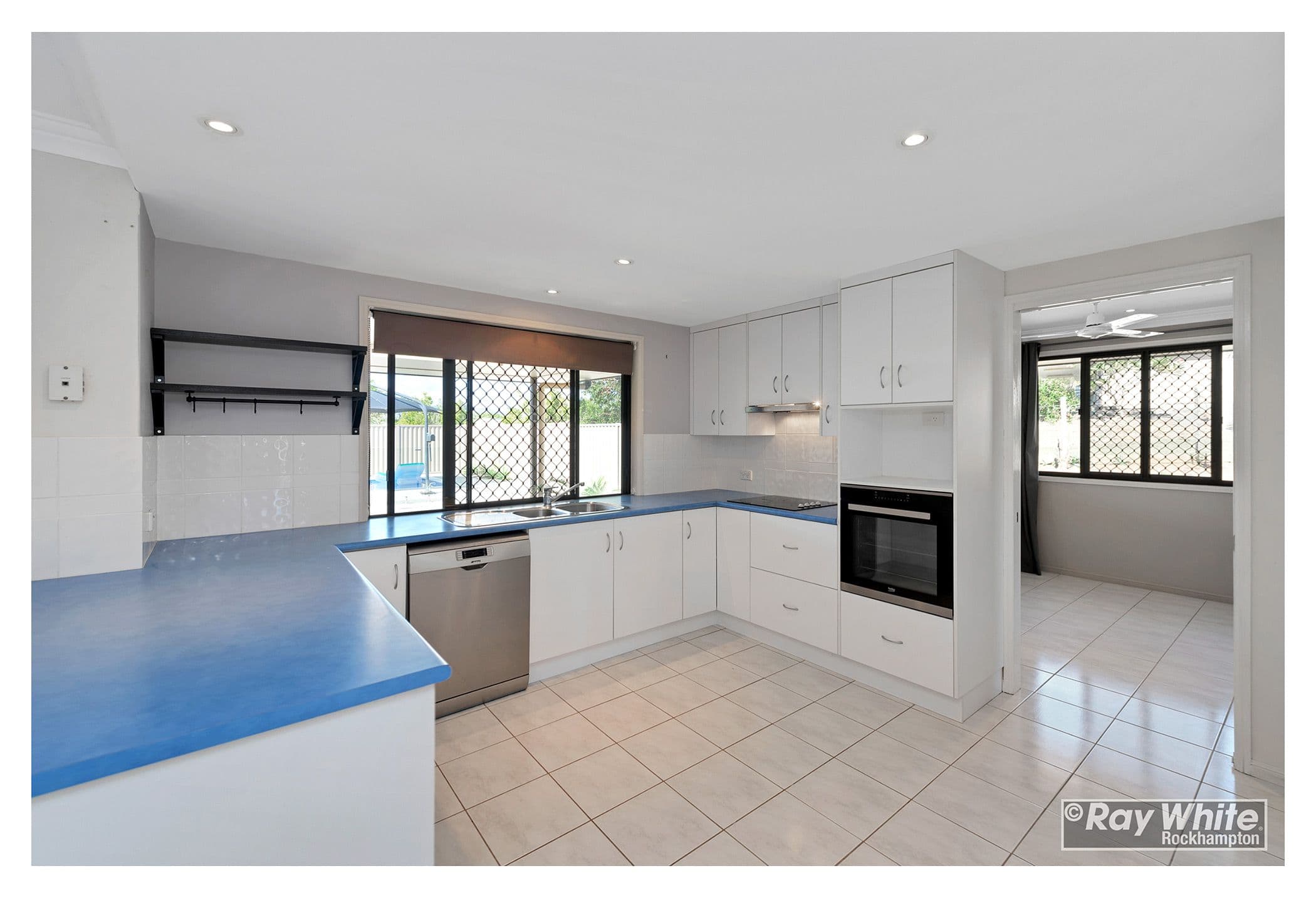 19-21 Jolinda Way, Rockyview QLD 4701, Rockyview - Thumbnail 3