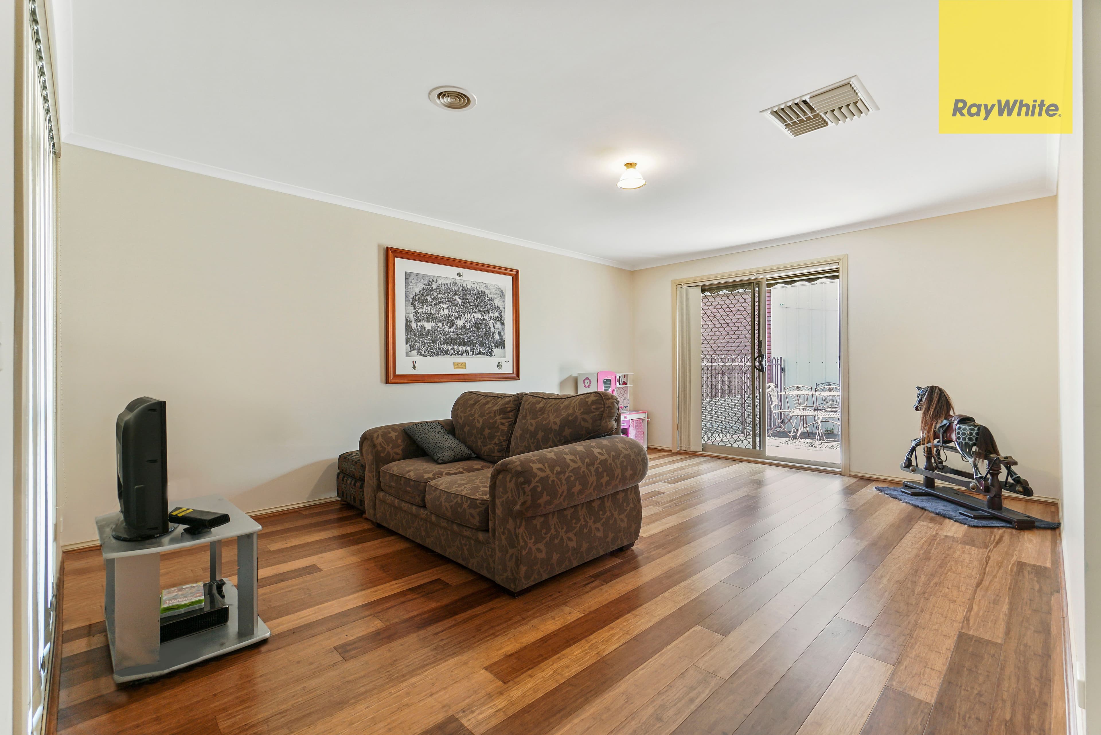 29 Winfield Drive, Kurunjang VIC 3337, Kurunjang - Thumbnail 6
