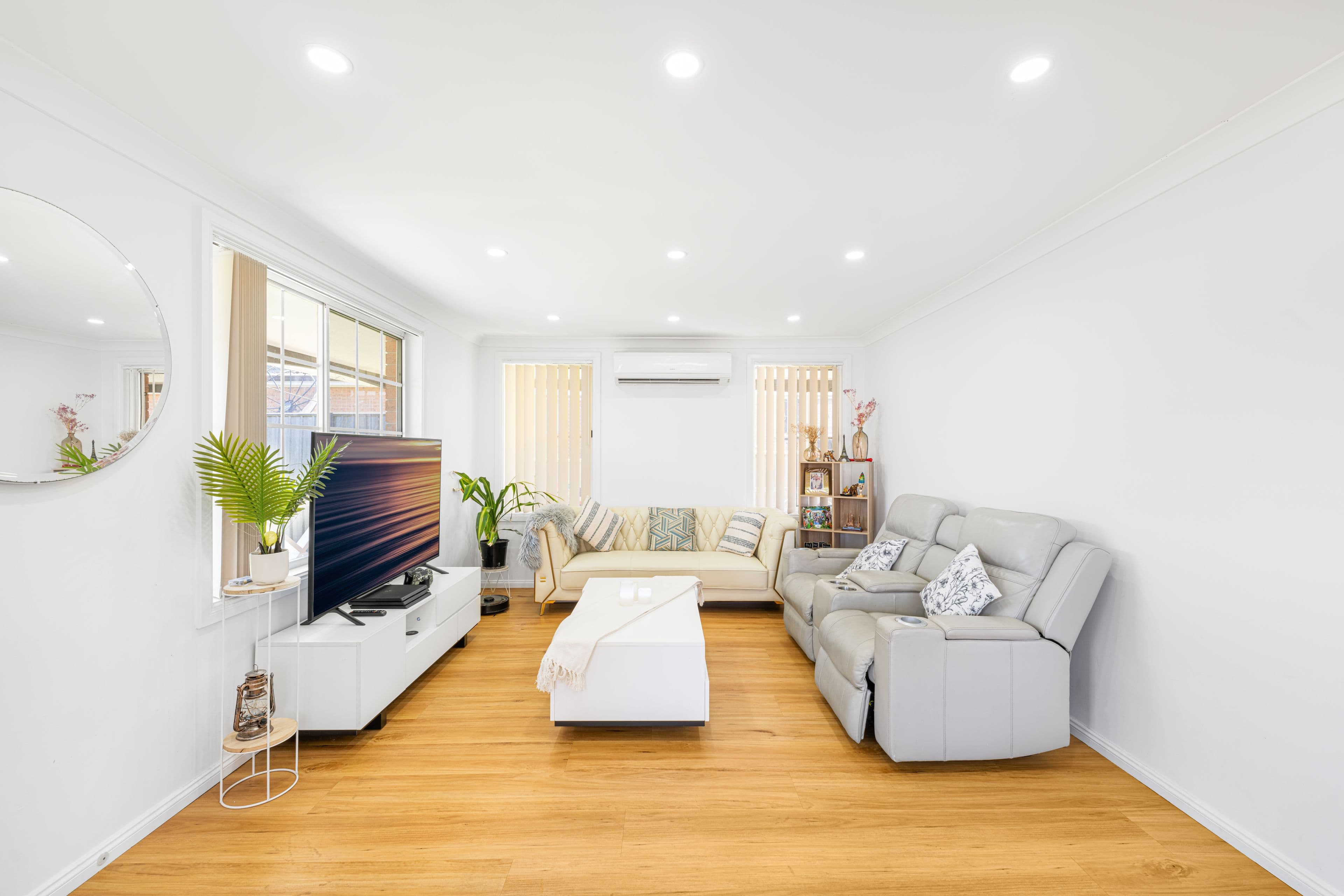5/8 Kent Street, Minto NSW 2566, Minto - Thumbnail 2