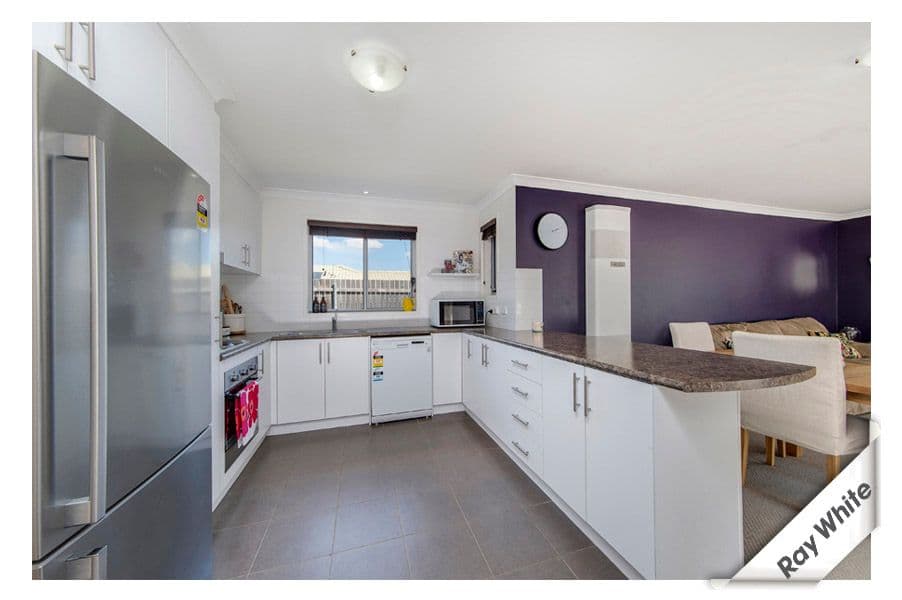 35 Victor Chang Street, Macgregor ACT 2615, Macgregor - Thumbnail 2