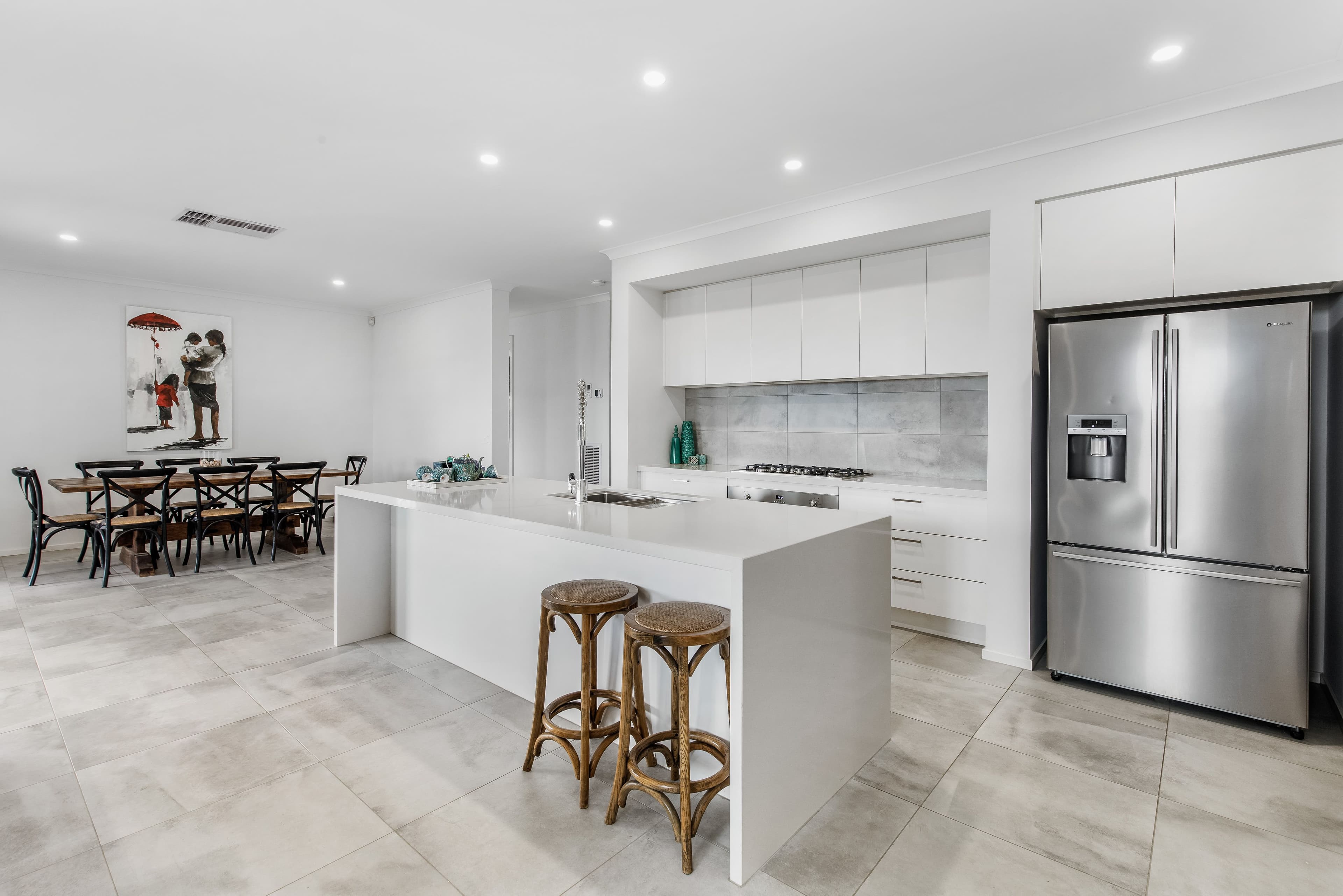 35 Keira Circuit, Werribee VIC 3030, Werribee - Thumbnail 2