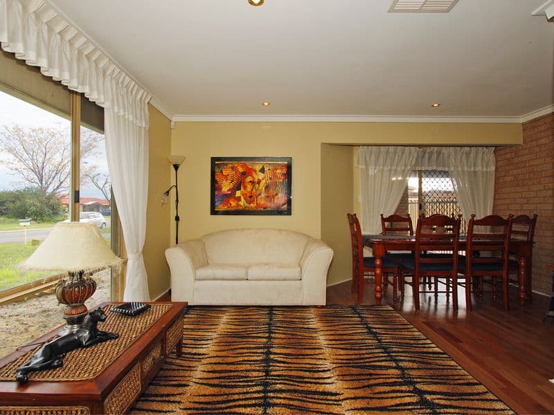 2 Coralgum Court, MORLEY WA 6062, Morley - Thumbnail 2