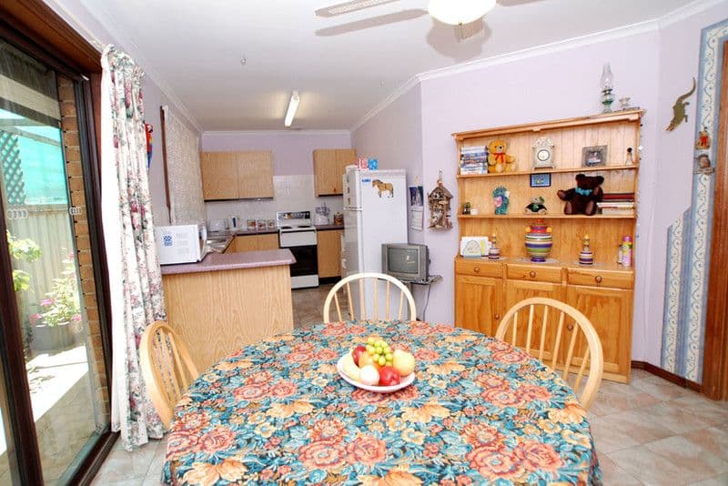 Unit 1, 2 Blacker Road, ALDINGA BEACH SA 5173, Aldinga Beach - Thumbnail 4