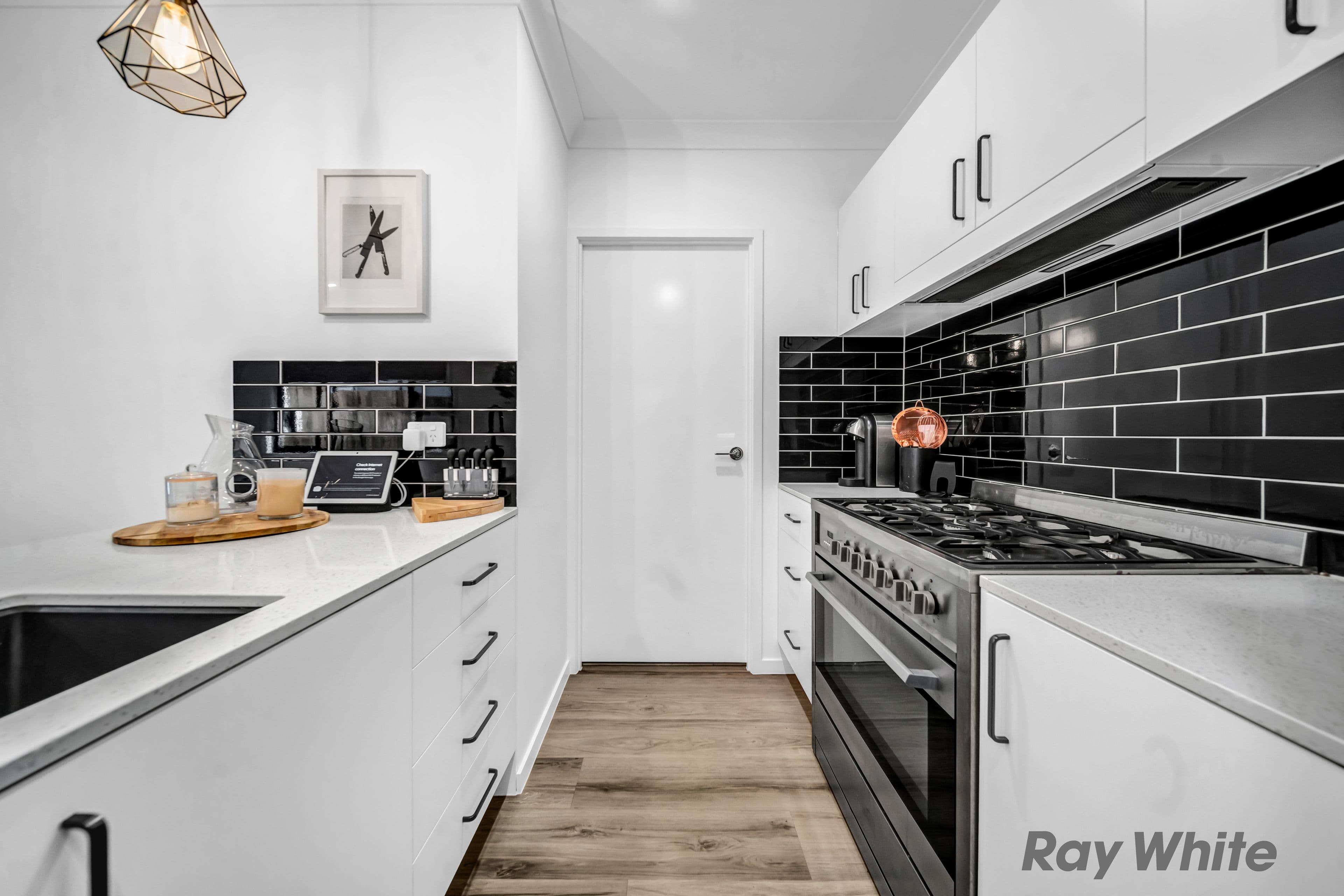 22 Dora Court, Logan Reserve QLD 4133, Logan Reserve - Thumbnail 4