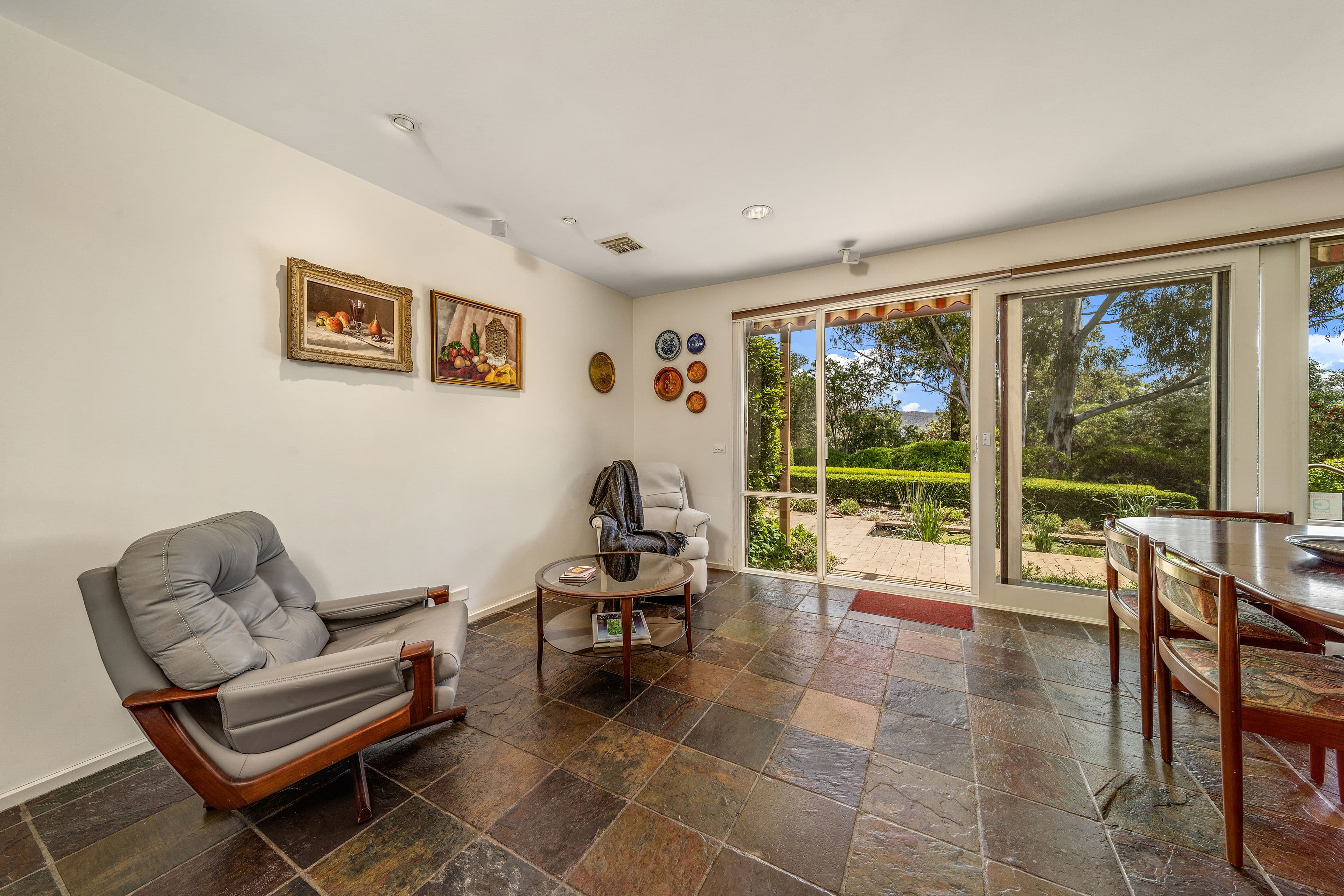 92 Crozier Circuit, Kambah ACT 2902, Kambah - Thumbnail 6